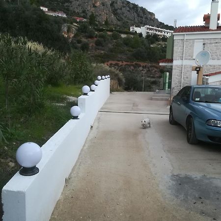 Villa Stone House In Olive Grove Tolón Exterior foto